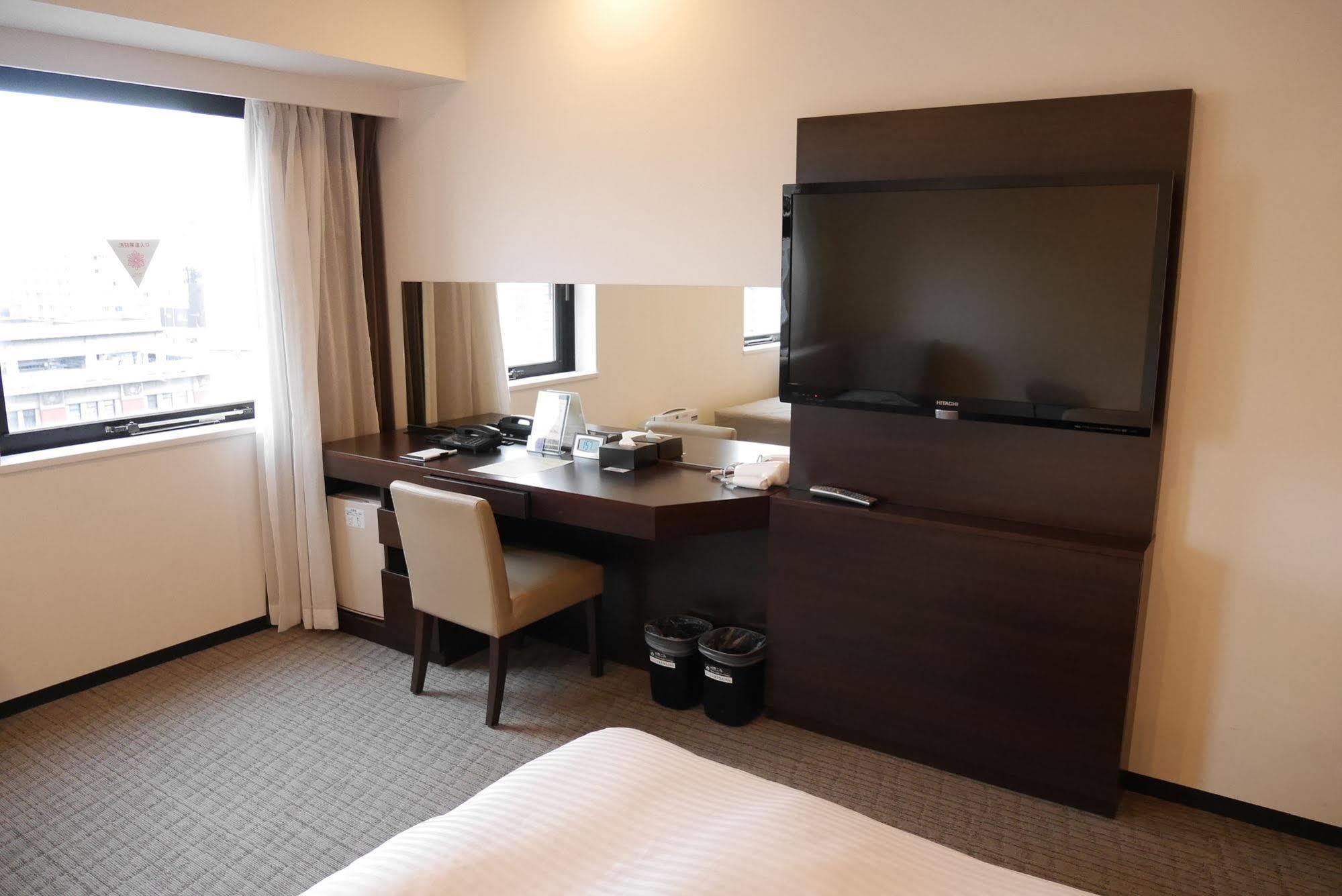 Sotetsu Fresa Inn Yokohama Sakuragi-Cho Екстер'єр фото